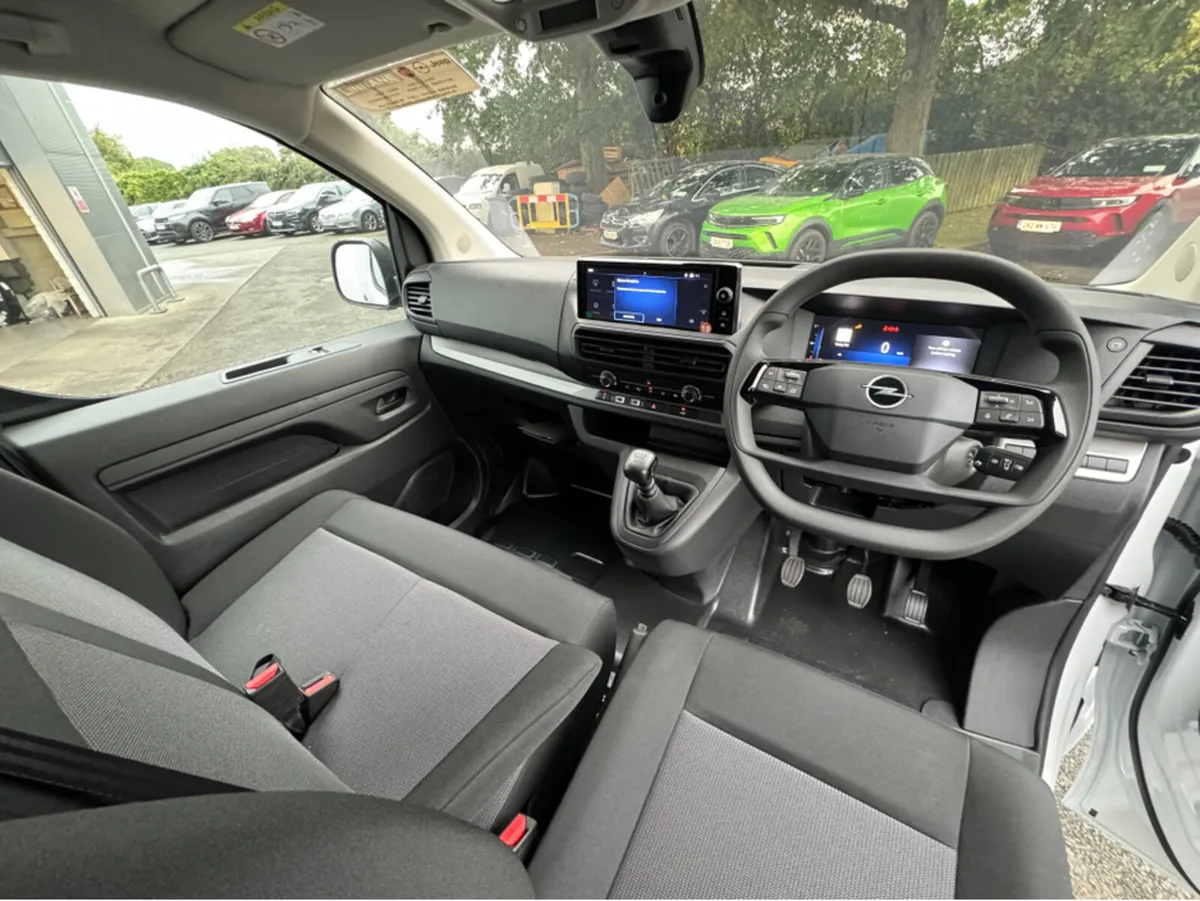 Opel Vivaro Komfort | 1.5 | SWB | 120hp - Image 2