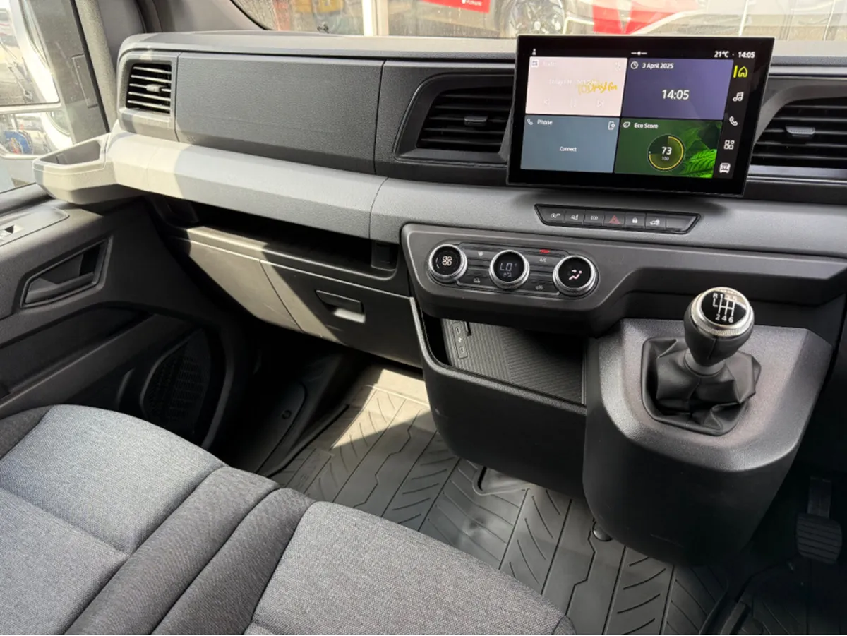 Nissan Interstar Free Towbar & Ply-lining L2H2 150 - Image 4