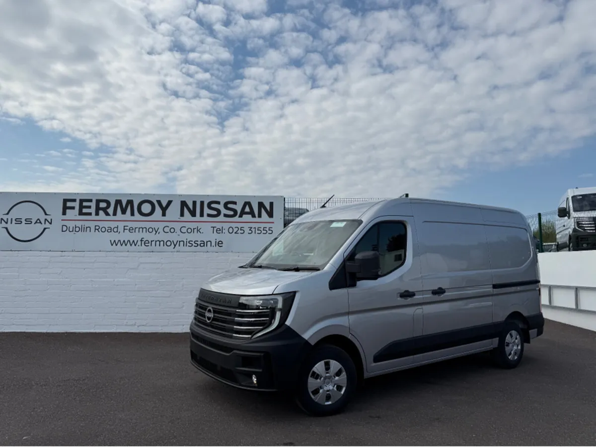 Nissan Interstar L2H2 150 bhp SV Premium FREE PLYL - Image 4