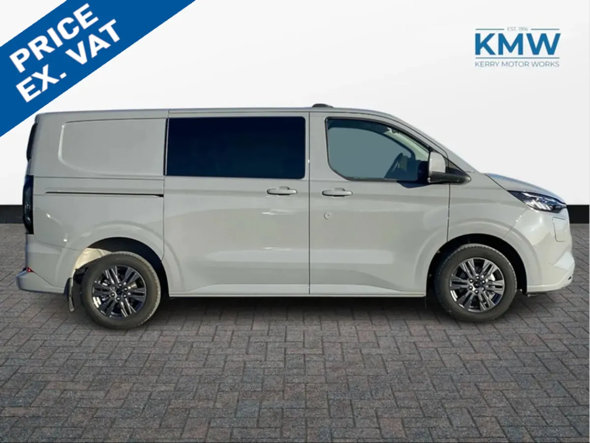 Ford Transit Custom 2.5 SWB Limited Crew Cab,  2.5 - Image 3