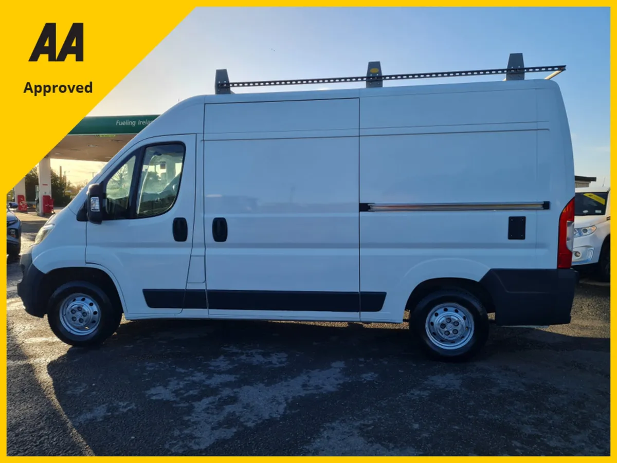 Citroen Relay 35 L2H2 ENTERPRISE BLUE HDI 5DR - Image 4