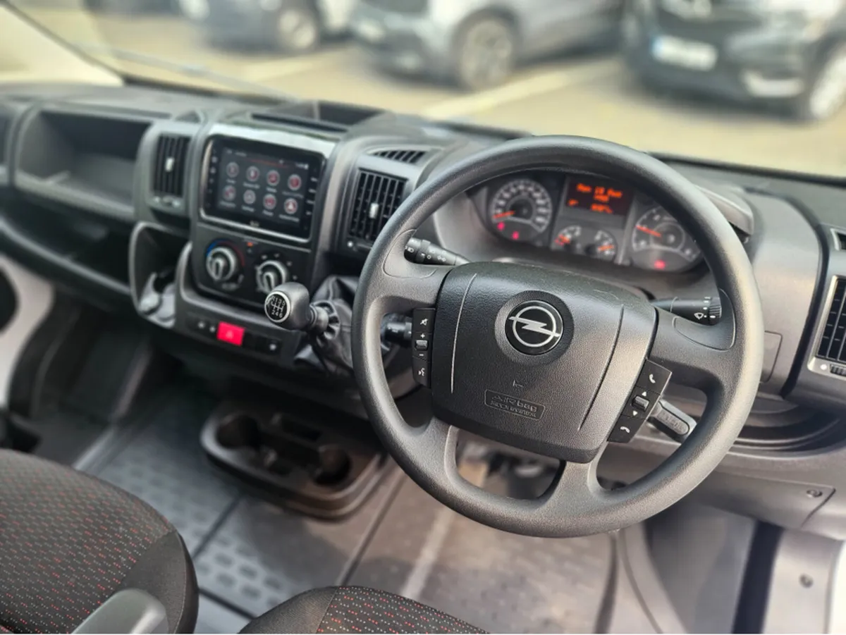 Opel Movano L3H2 2.2 140BHP - Image 2