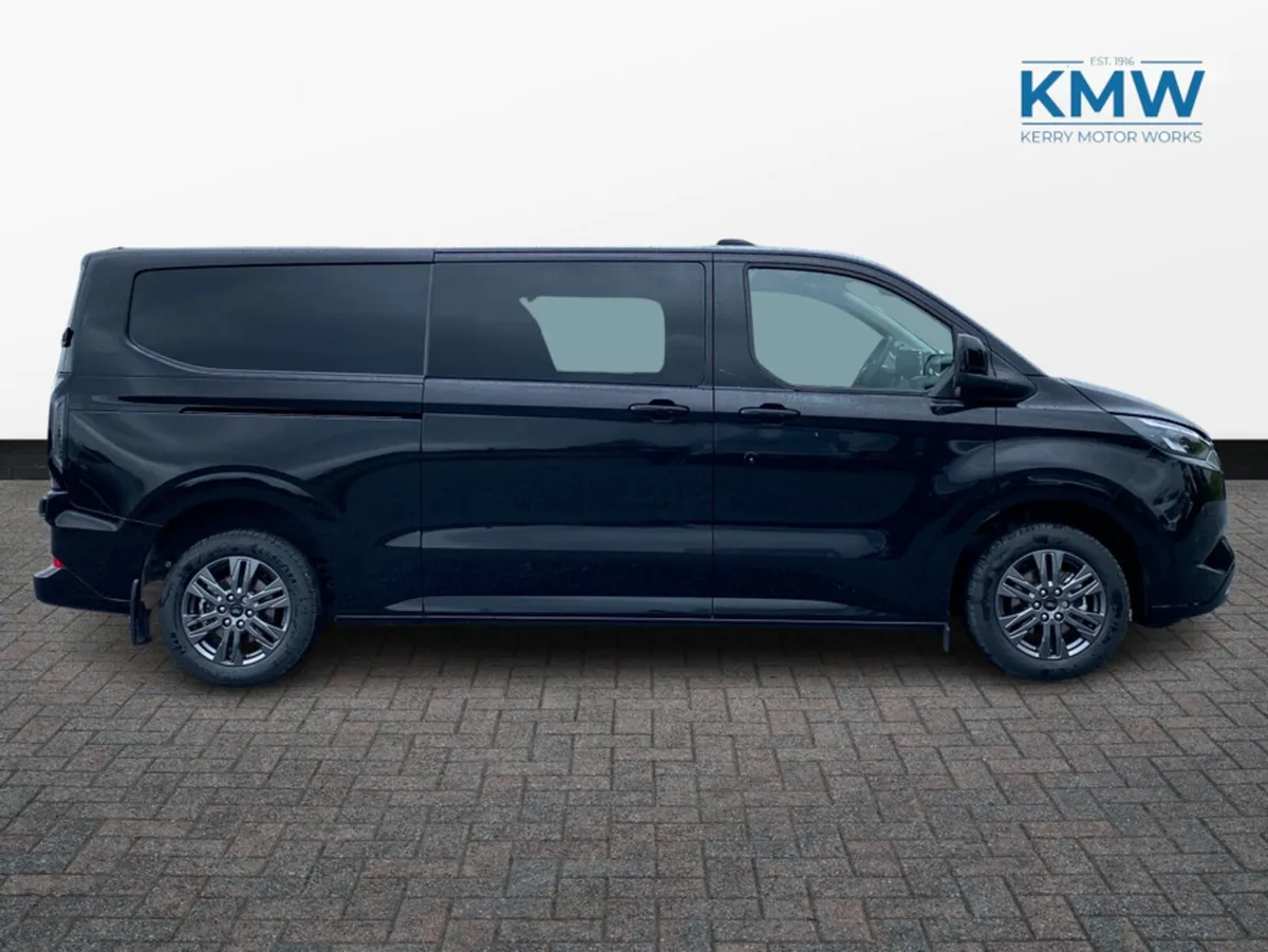 Ford Transit Custom 2.5 Crewcab Limited PHEV 232BH - Image 3