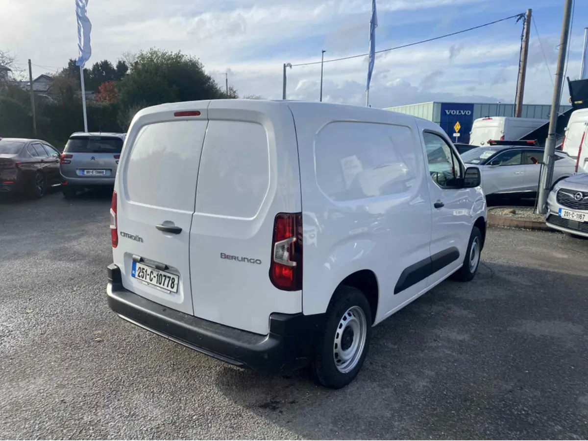Citroen Berlingo LX PLUS BLUEHDI 100 MWB 650KG - Image 4