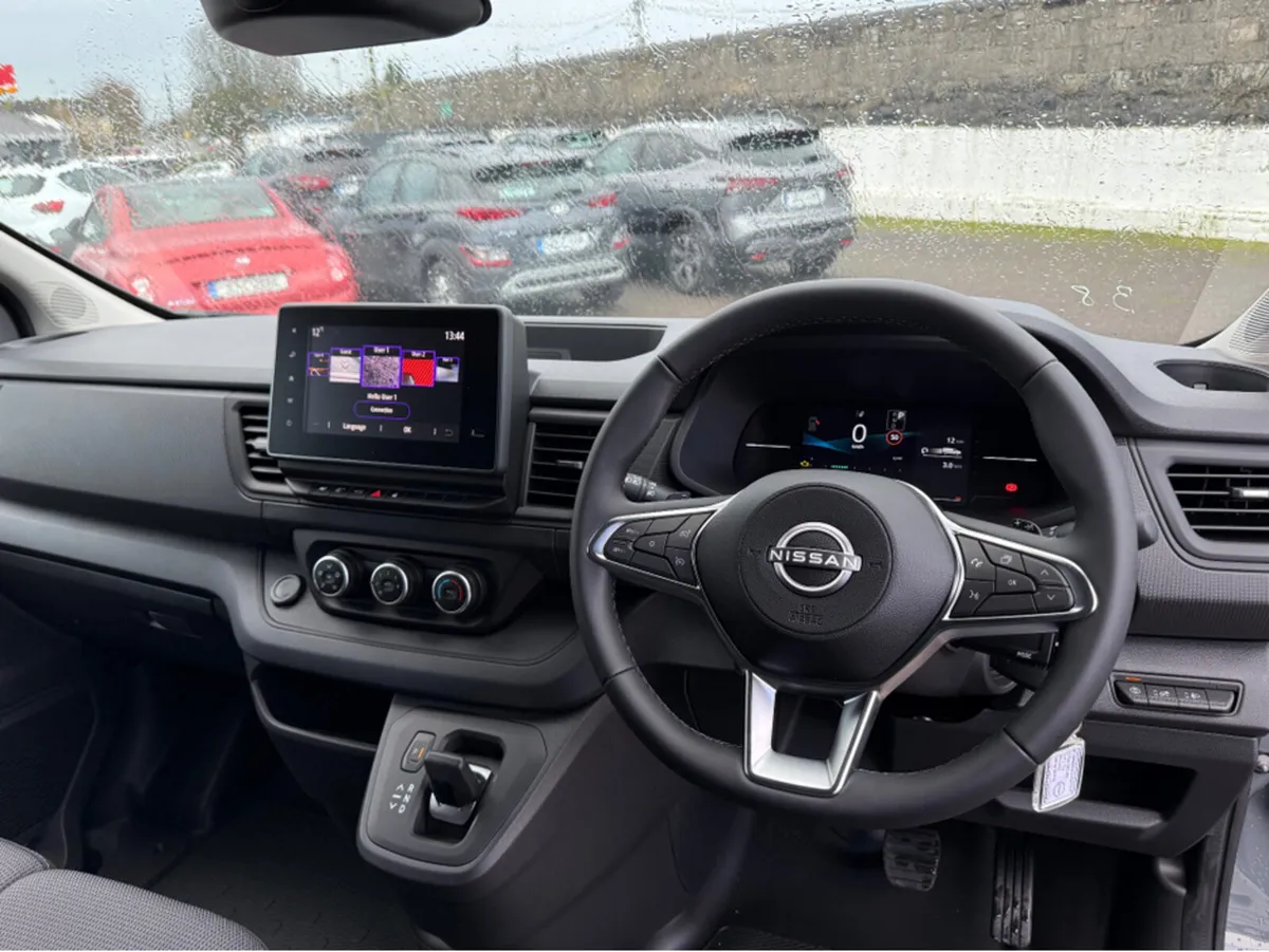 Nissan Primastar Automatic Free Towbar & Ply-linin - Image 4