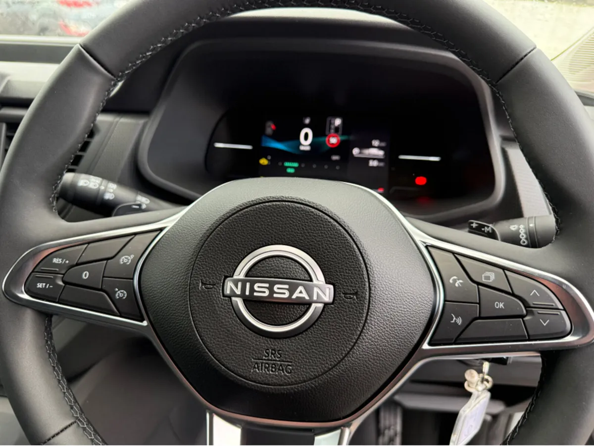 Nissan Primastar Automatic Free Ply-lining 150 bhp - Image 4