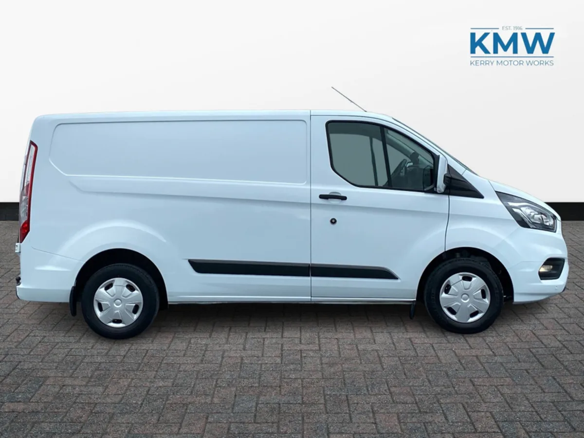 Ford Transit Custom Trend SWB 130BHP - Image 4