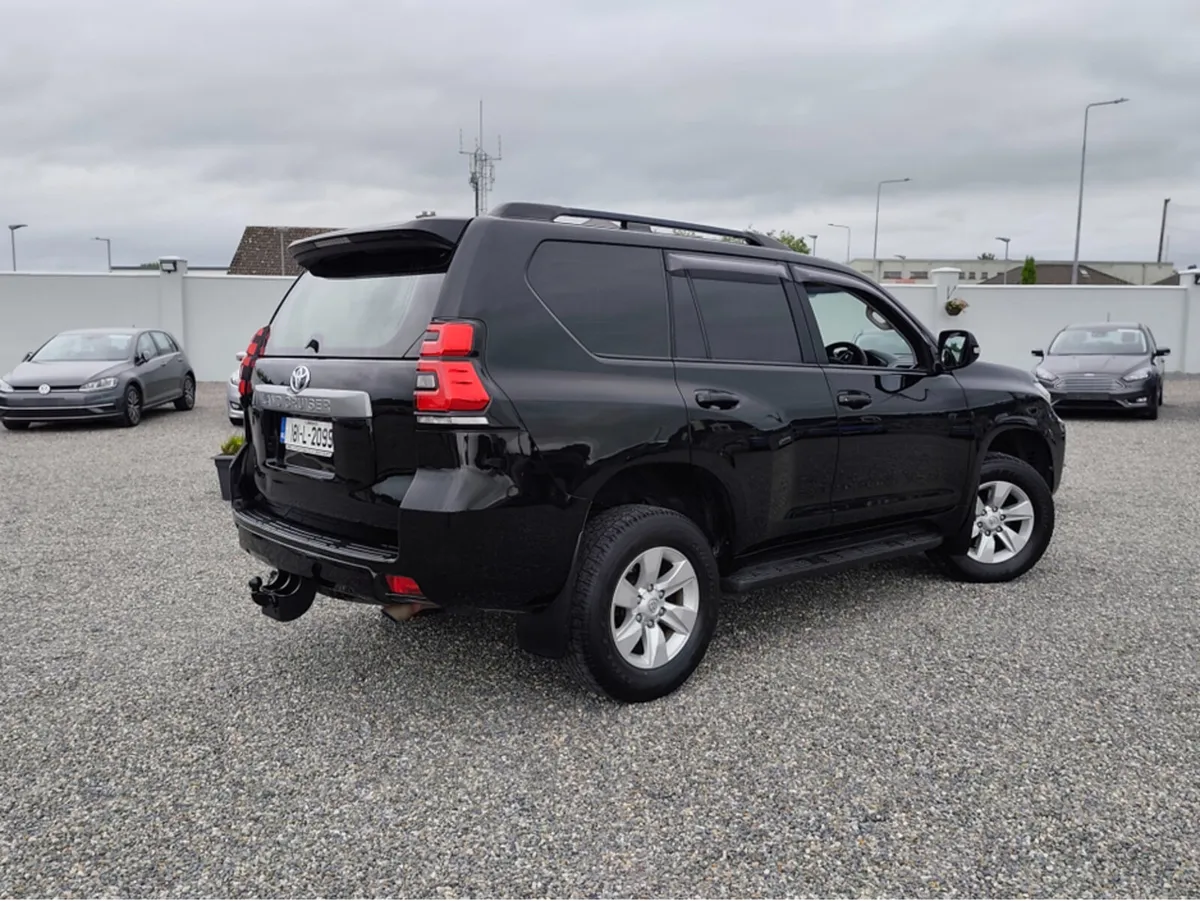 Toyota Land Cruiser LAND CRU LC LWB GX COMMERCIAL - Image 2