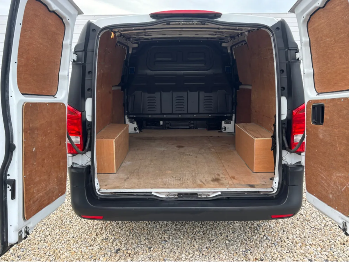 Mercedes-Benz Vito 114 AUTO COMFORT RWD VIT 6DR - Image 4