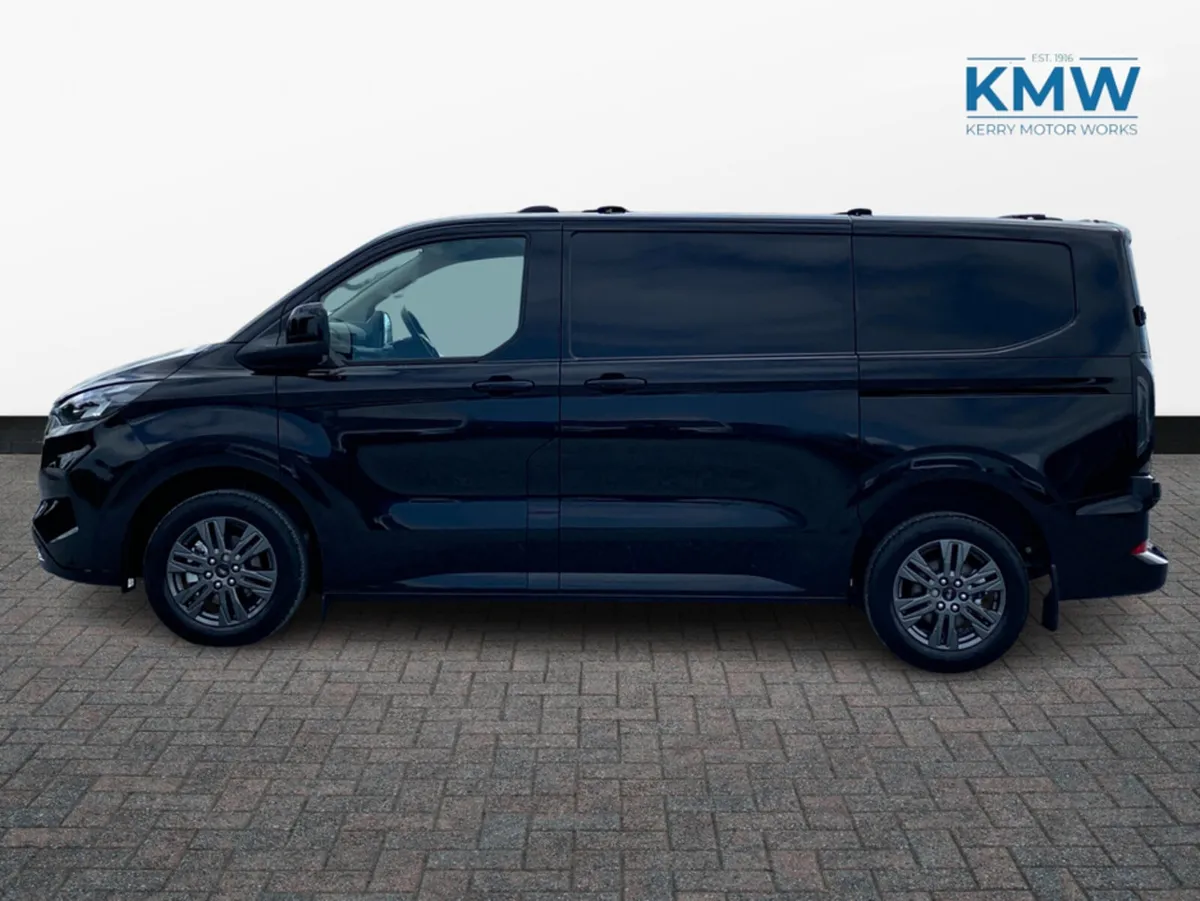 Ford Transit Custom 2.0 TDCI SWB Limited 170 BHP 8 - Image 4