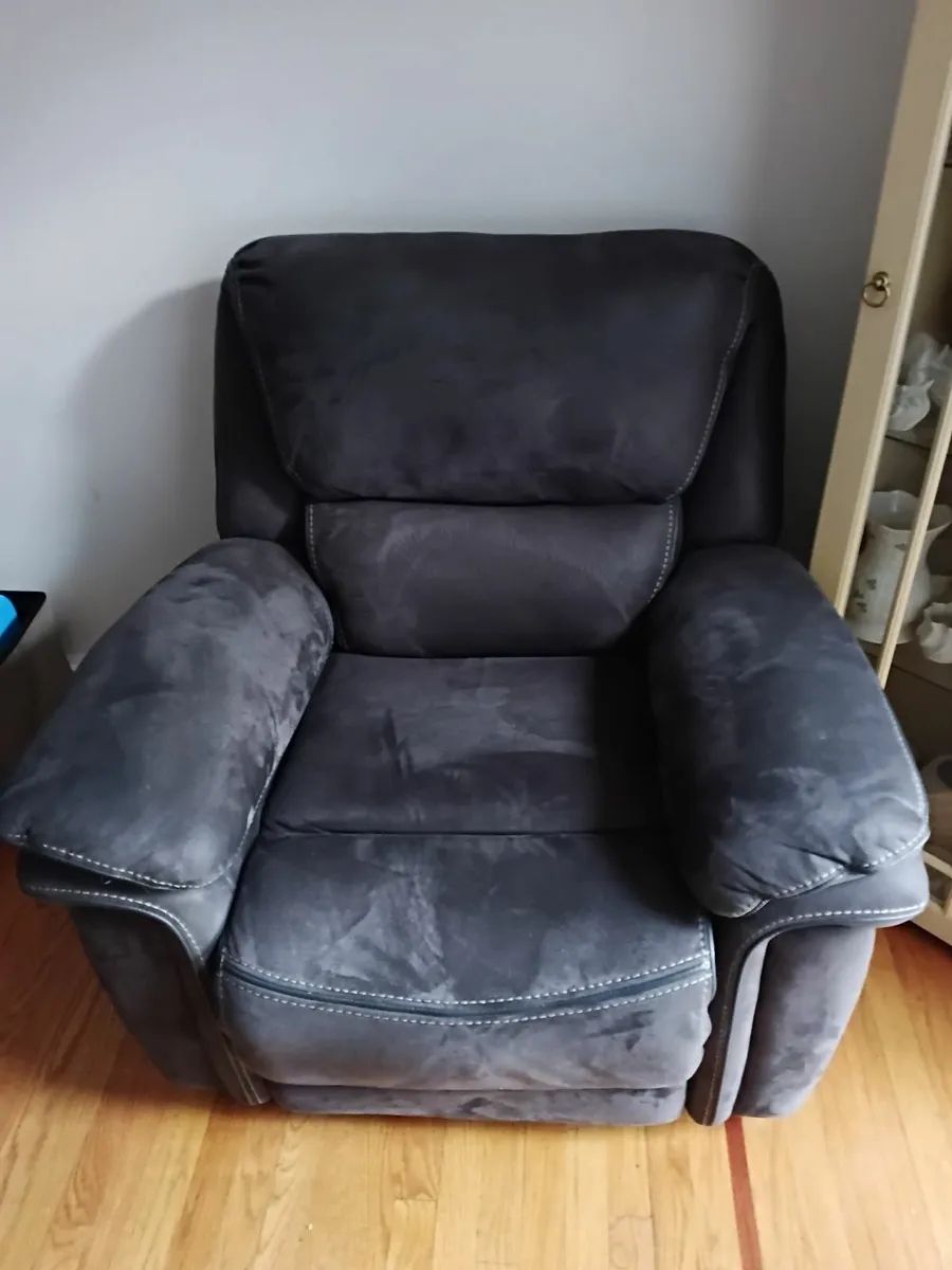 Recliner Sofa and Matching recliner Chair - Image 2