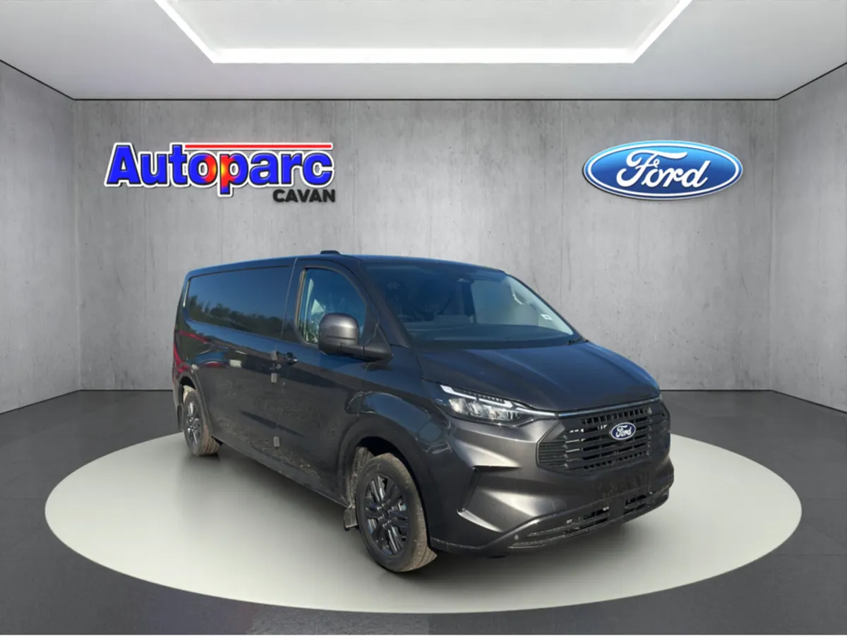 Ford Transit Custom Limited 2.0 170PS 8SPD AUTOMAT - Image 1