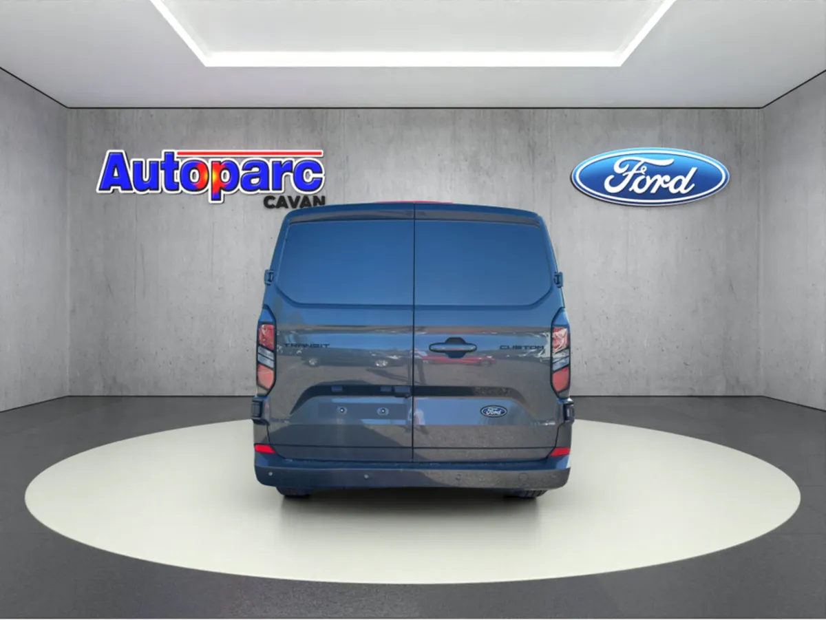 Ford Transit Custom Limited 2.0 170PS 8SPD AUTOMAT - Image 4