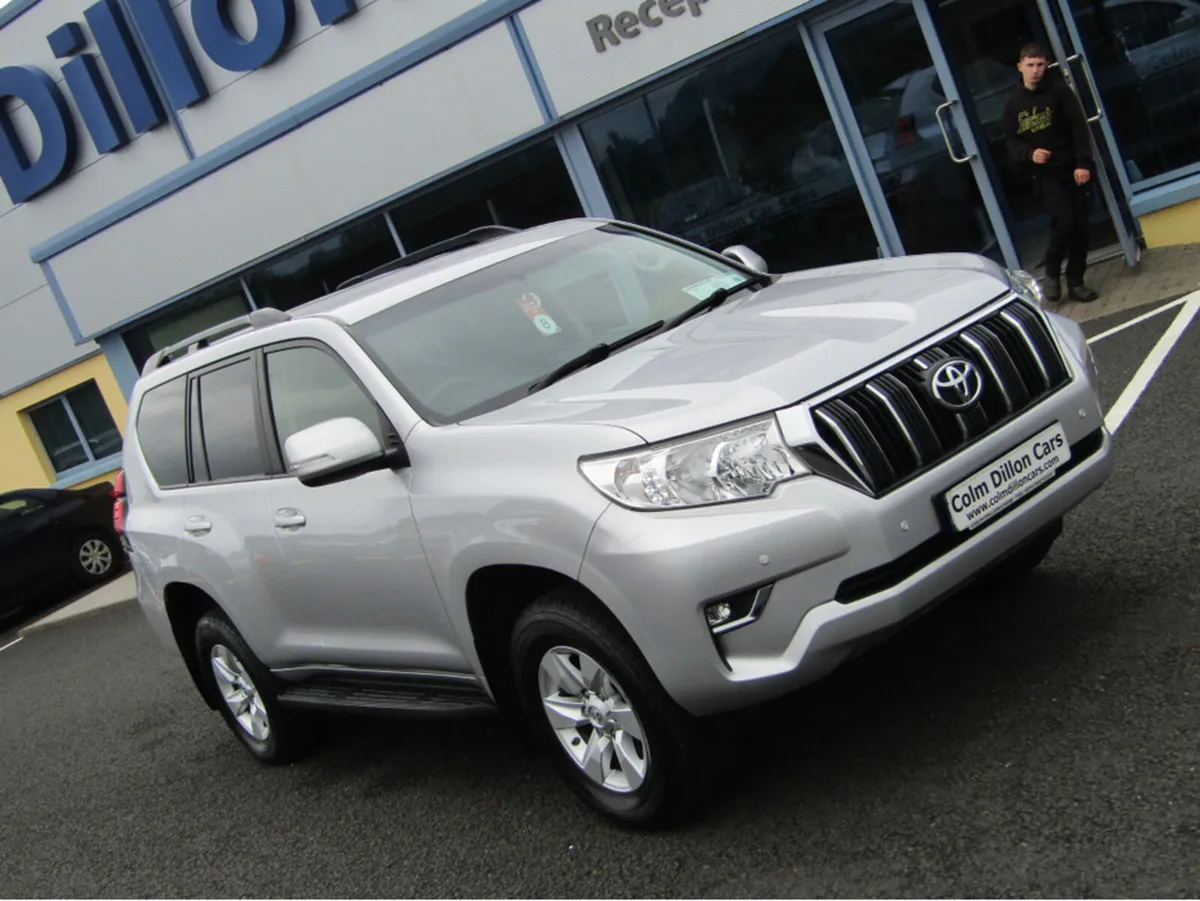 Toyota Land Cruiser LWB BUSINESS 4DR AUTO"CREW CAB - Image 2