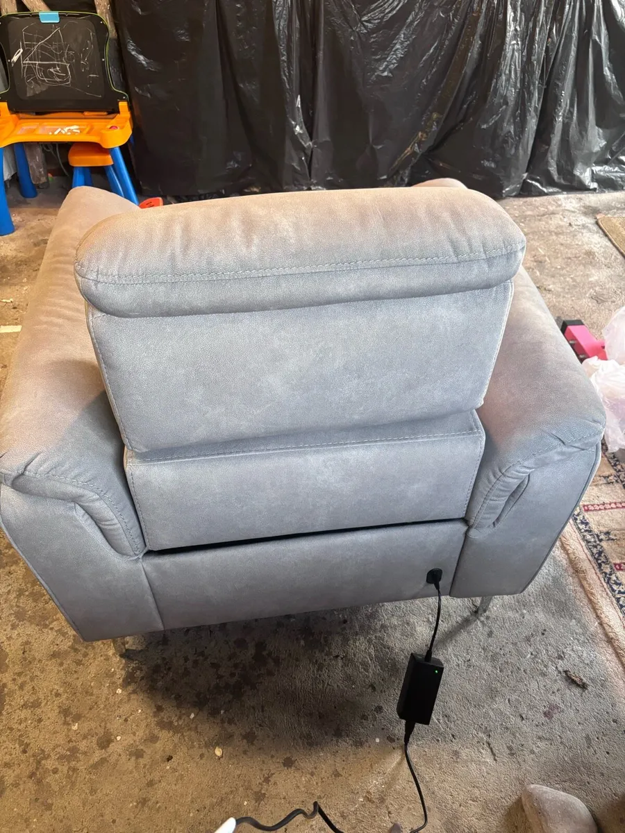 Electric Power Recliner Chair - Image 3