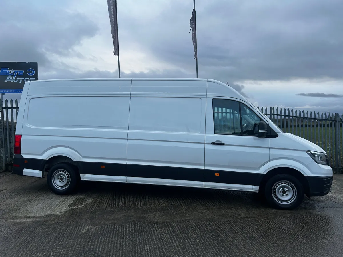 Volkswagen Crafter lwb 140  2021 - Image 2