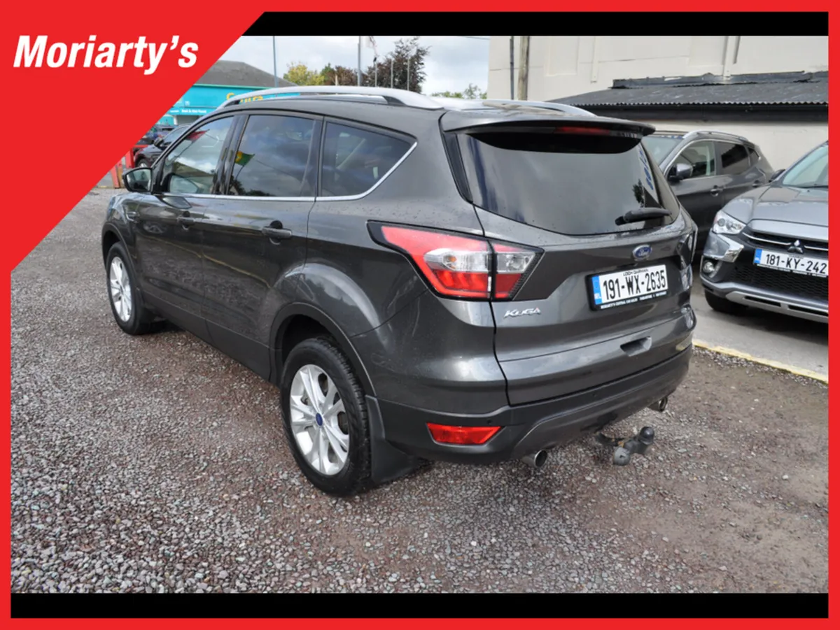 Ford Kuga TITANIUM 2.0 150PS AWD CREW CAB - Image 4