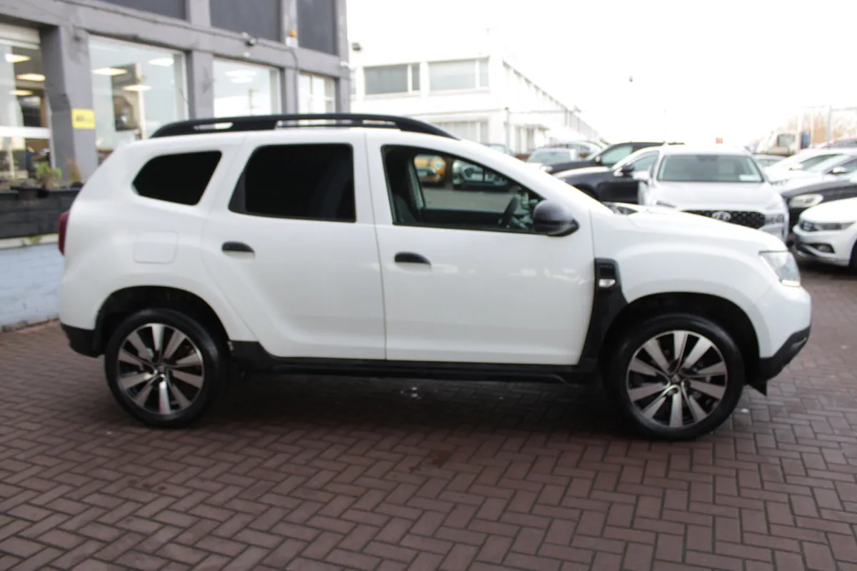 1.5DCI ESSENTIAL BLUE 5DR 2 SEATER COMMERCIAL // 1 - Image 3