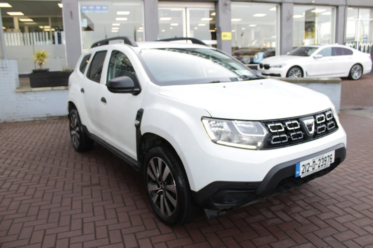 1.5DCI ESSENTIAL BLUE 5DR 2 SEATER COMMERCIAL // 1 - Image 1