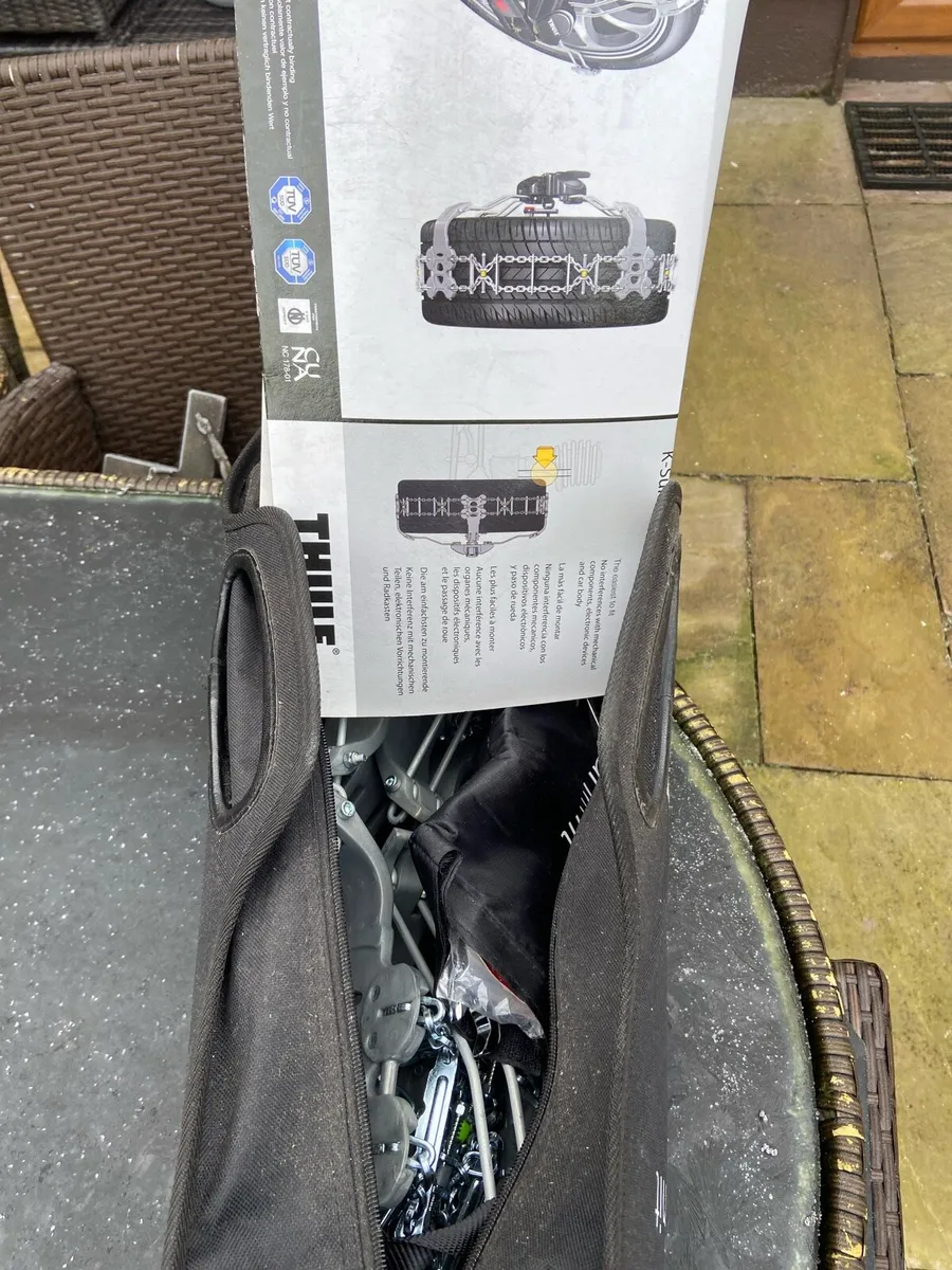 Snow. Chains. K-Summit.  K22 - Image 2