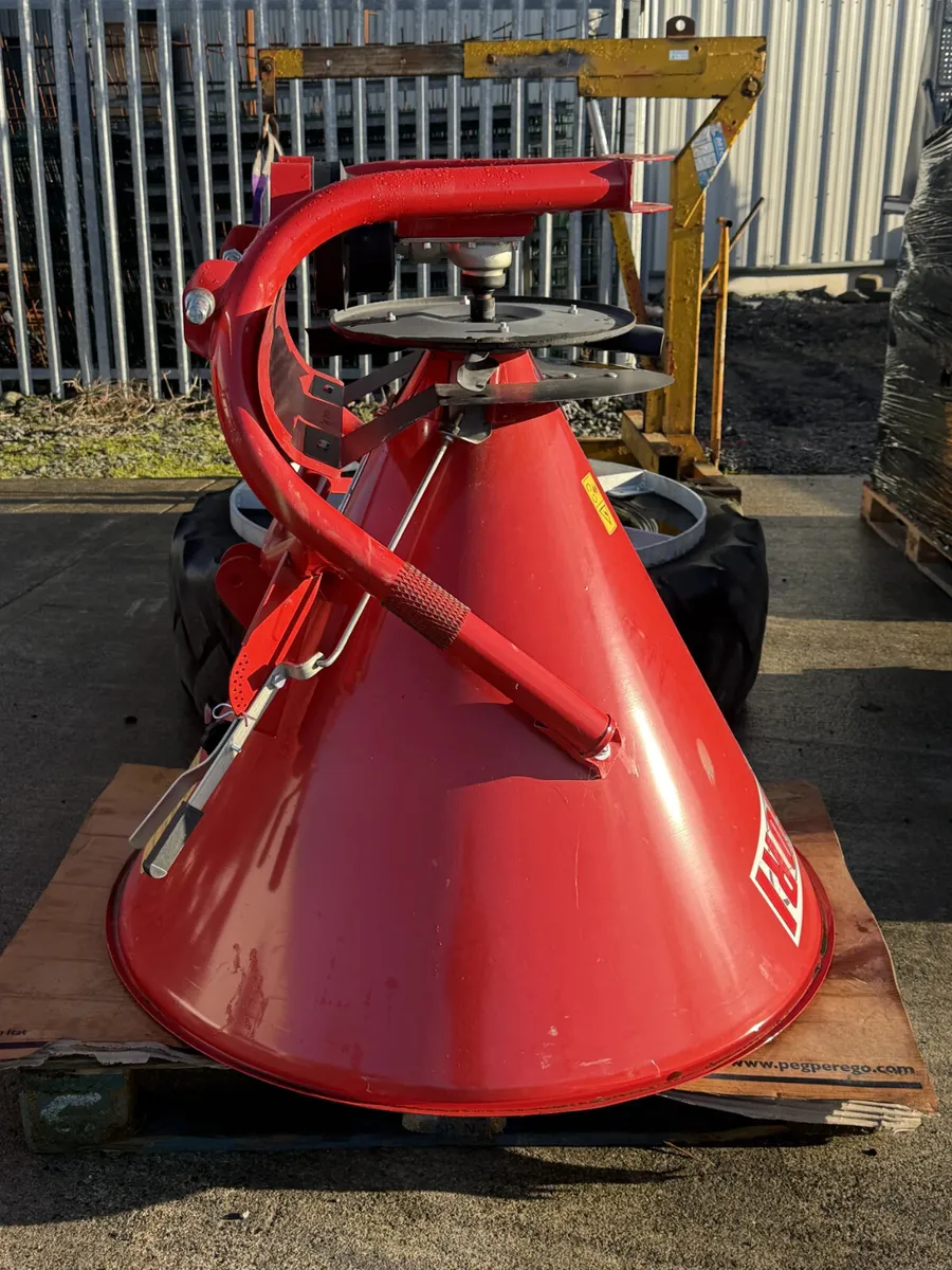 DEMO Fressori P300 Fertiliser Spreader - Image 4