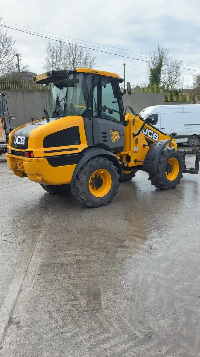 JCB tm 220 - Image 3