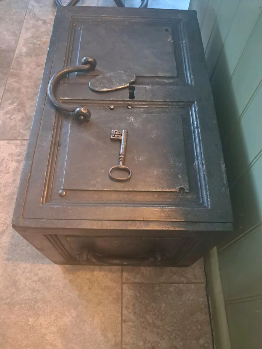 Victorian Strong Box(Safe) with Key 54cm x 30cm - Image 2