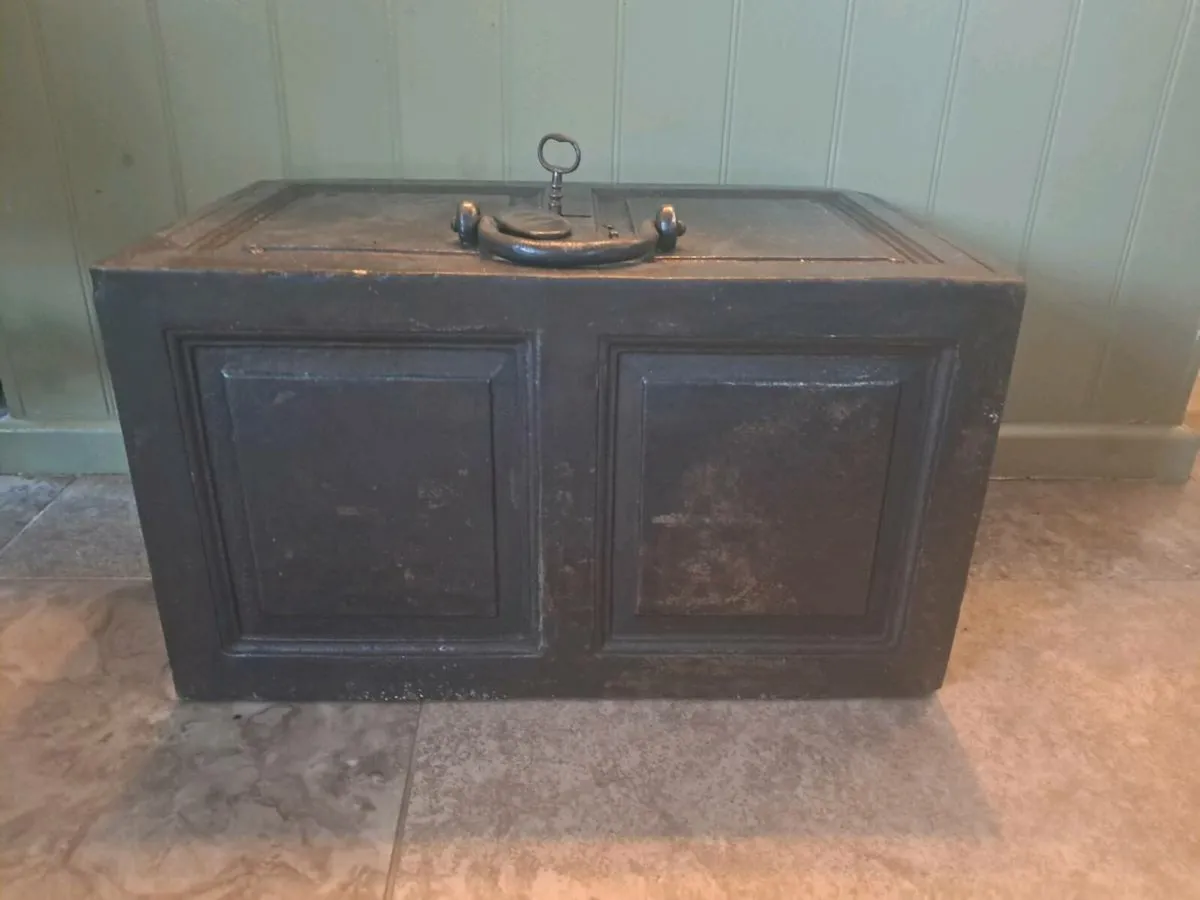 Victorian Strong Box(Safe) with Key 54cm x 30cm - Image 3