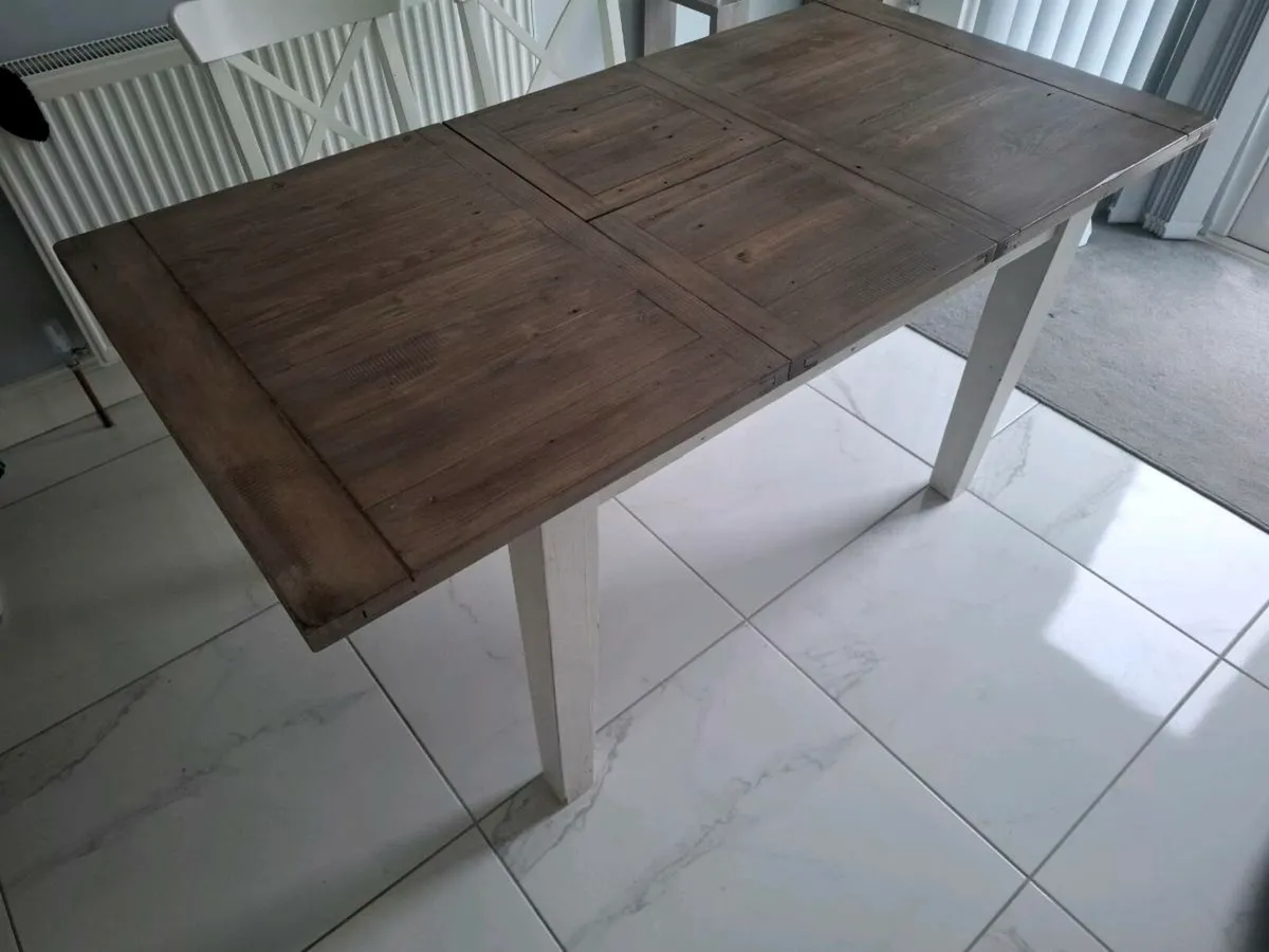 Kitchen table - Image 2