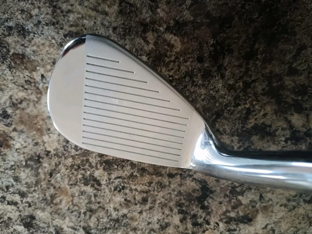 Callaway Elyte X Sand Wedge. As New. - Image 2