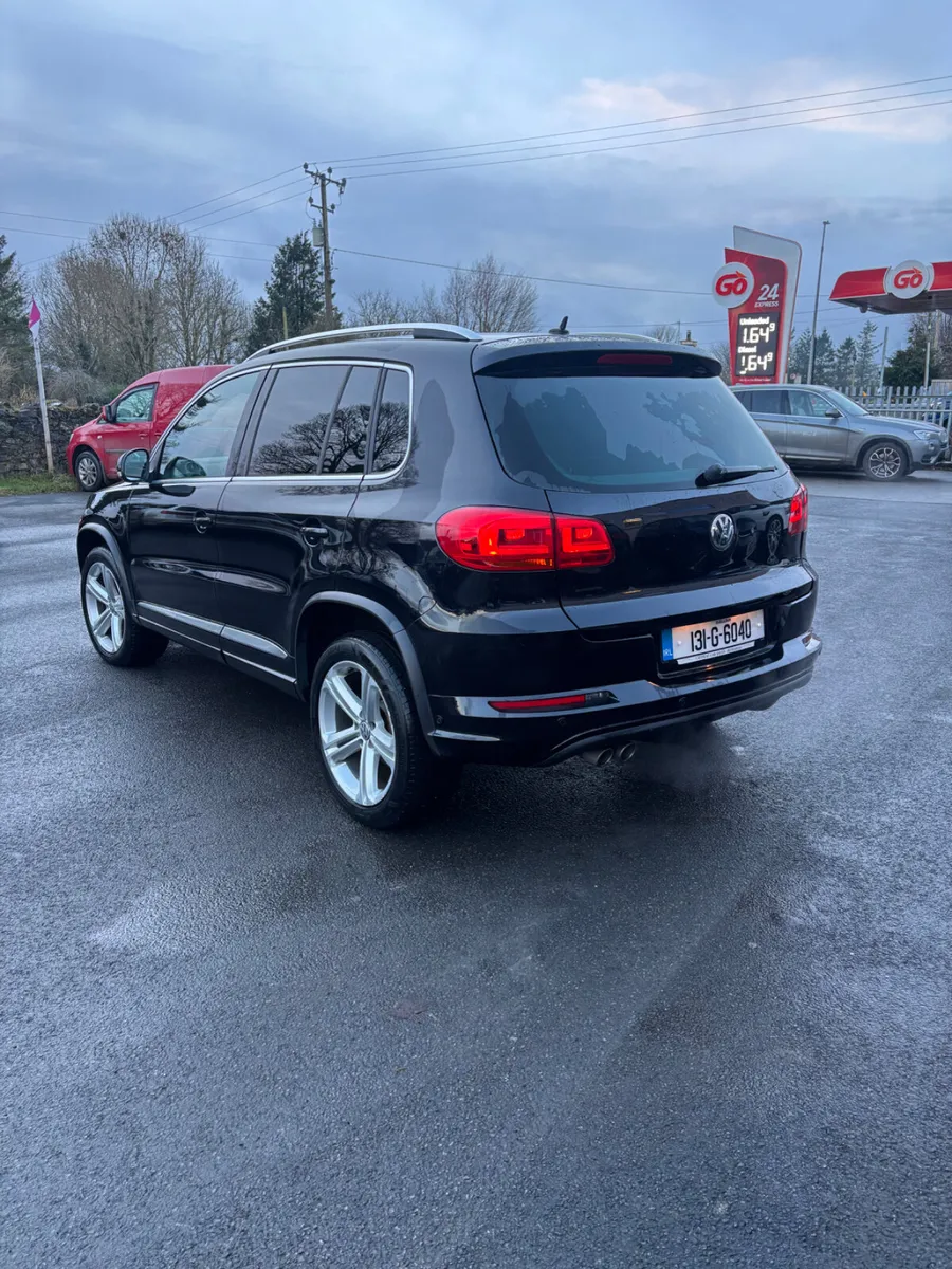 2013 VW Tiguan 2.0 TDI 4WD R-Line 2 Seat Com - Image 4