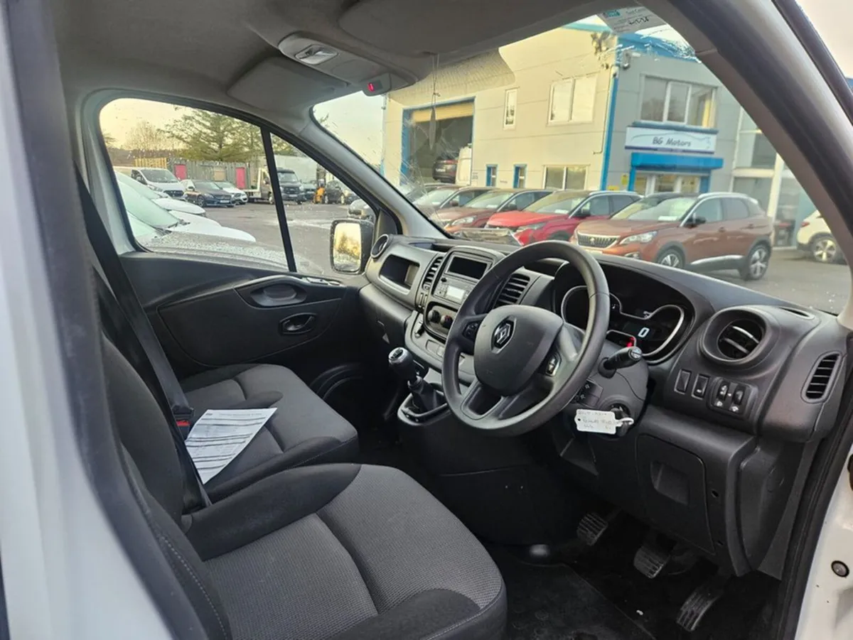 Renault Trafic LL30 Energy DCI 120 Business P - Image 4