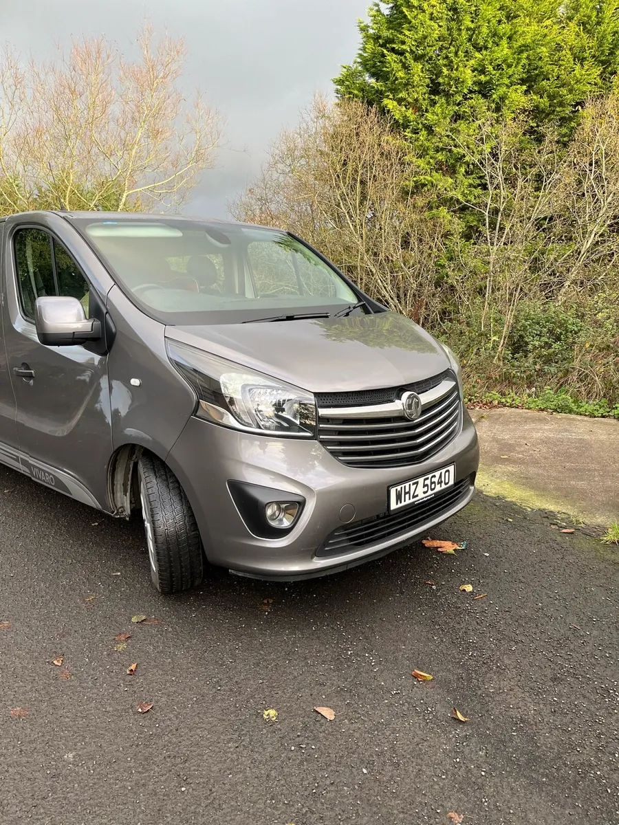 vivaro crew cab - Image 1