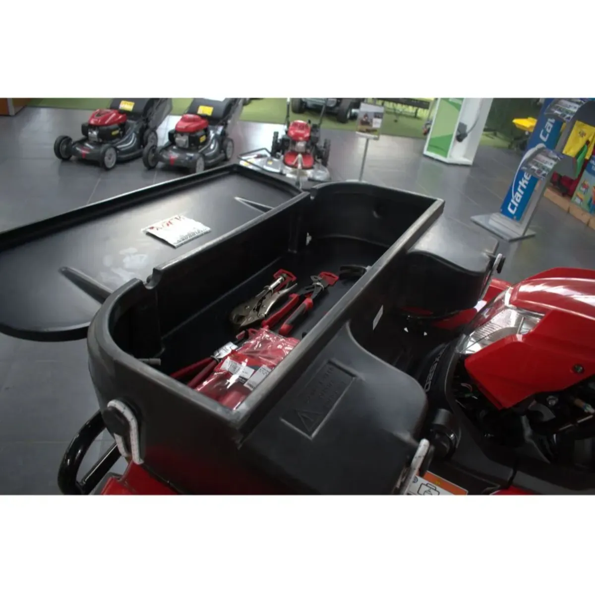 New Wydale Quad Front Tool Box - Image 1