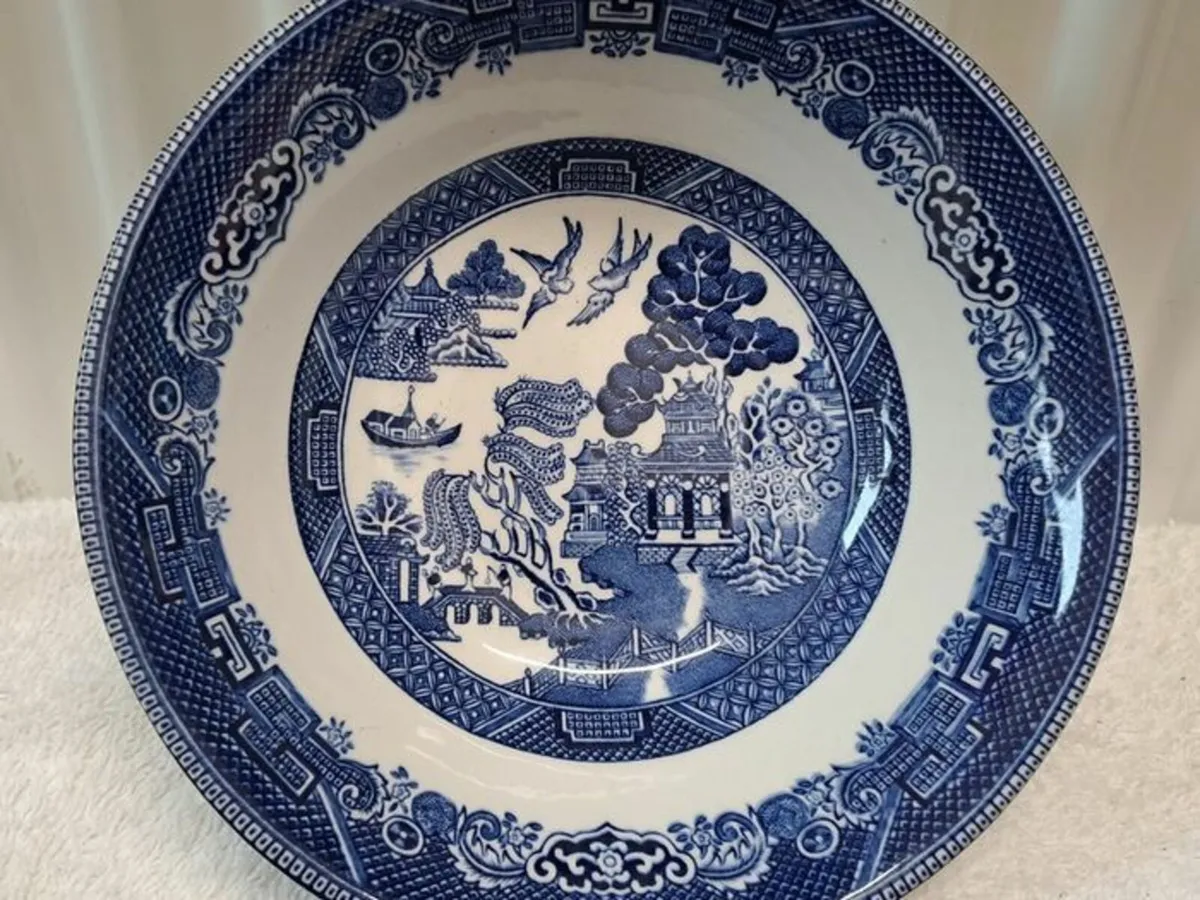 Johnson Brothers blue Willows bowl - Image 1