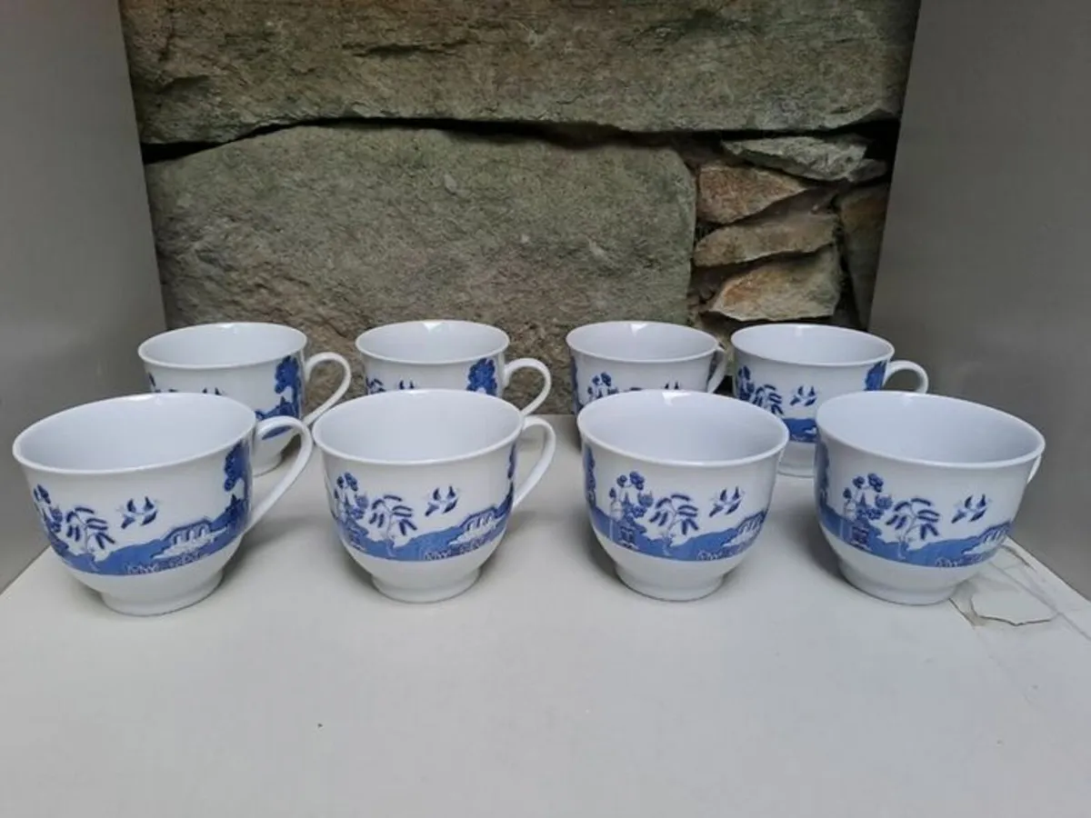 Royal Norfolk 40 piece dinner set - Image 4