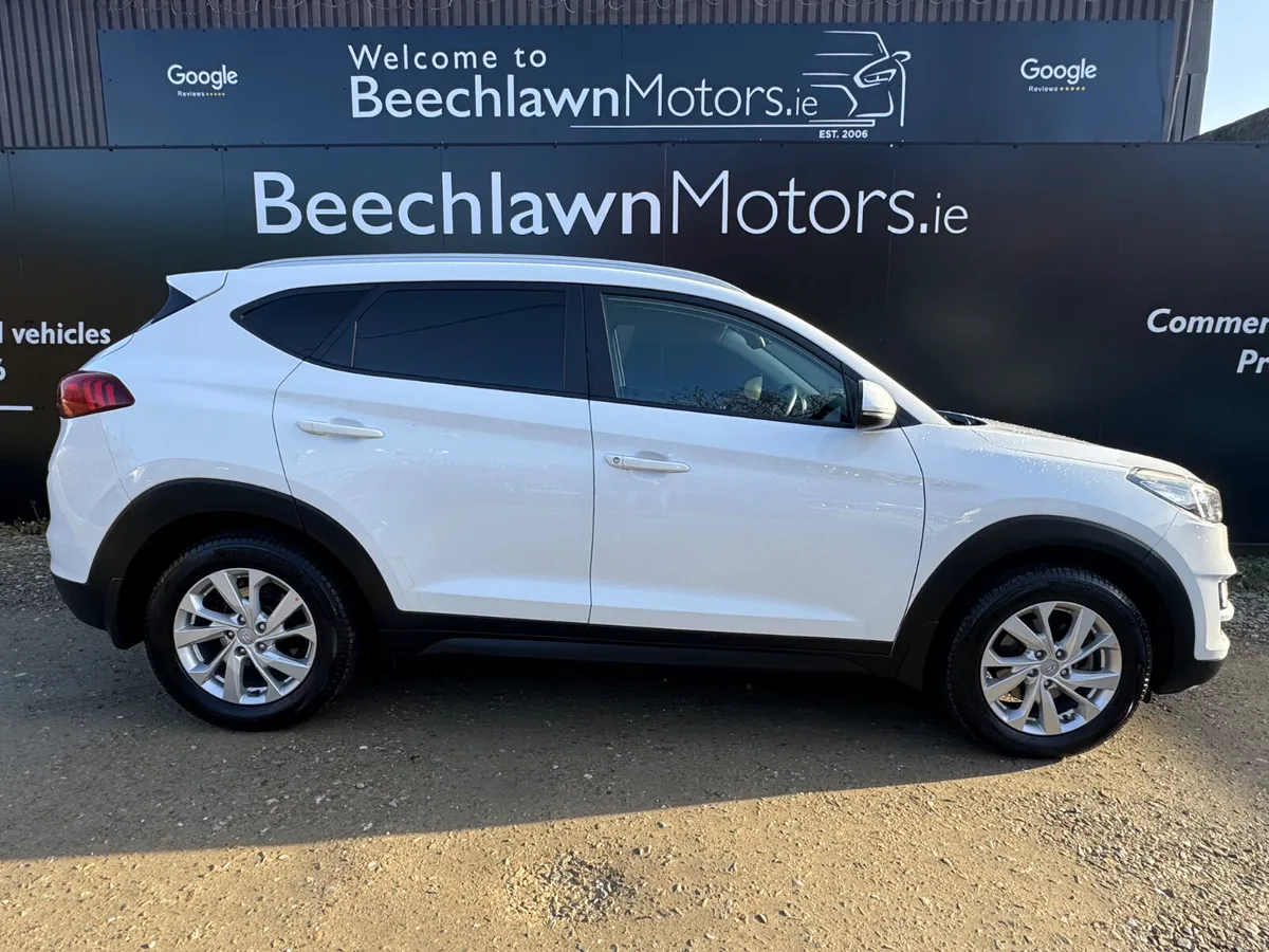HYUNDAI TUCSON EXECUTIVE 1.6 CRDI COMMERCIAL - Image 2