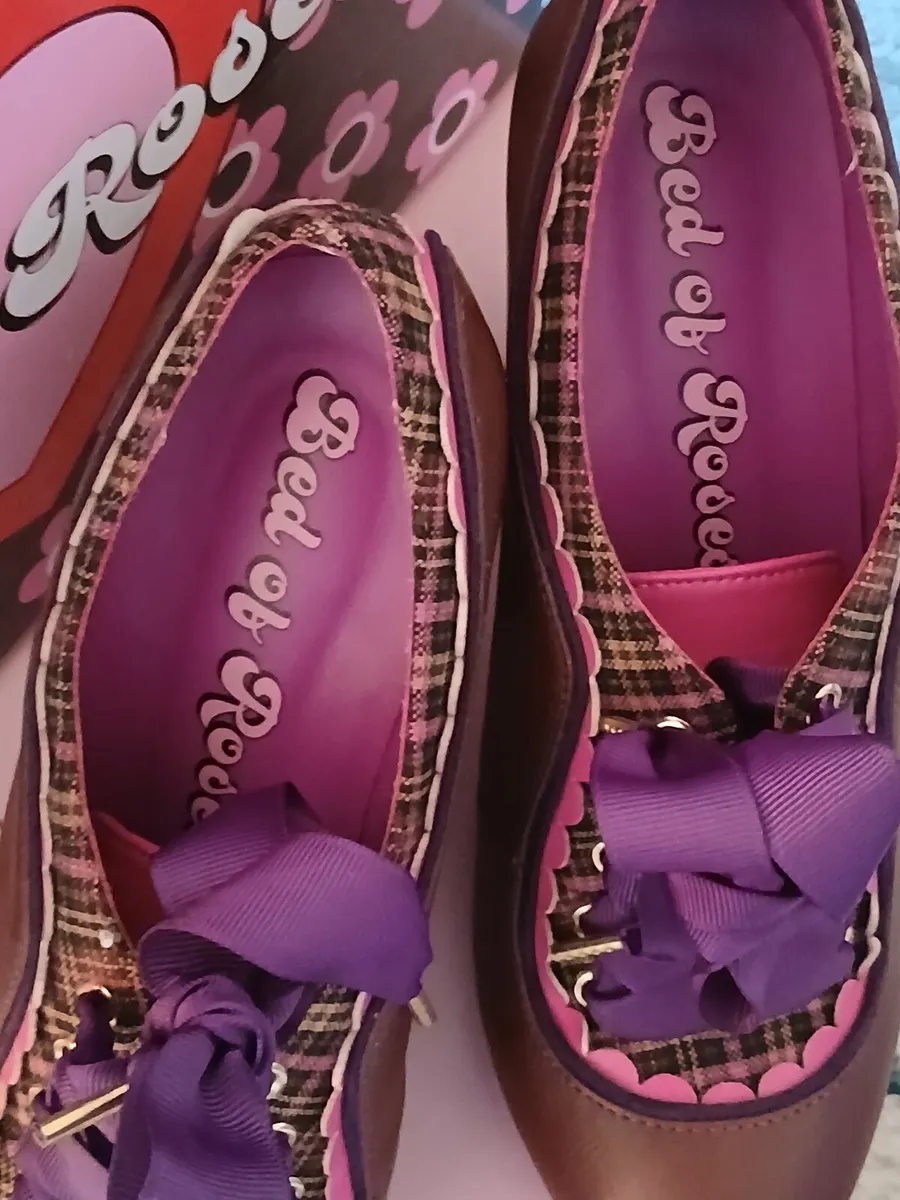 Boots - Image 2