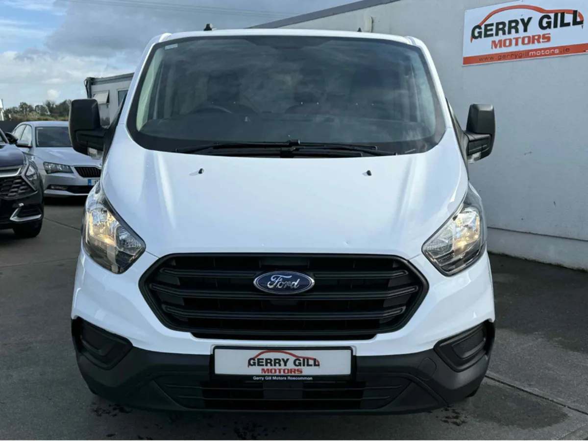 Ford Transit Custom BASE 280S 2.0L 3DR - Image 2