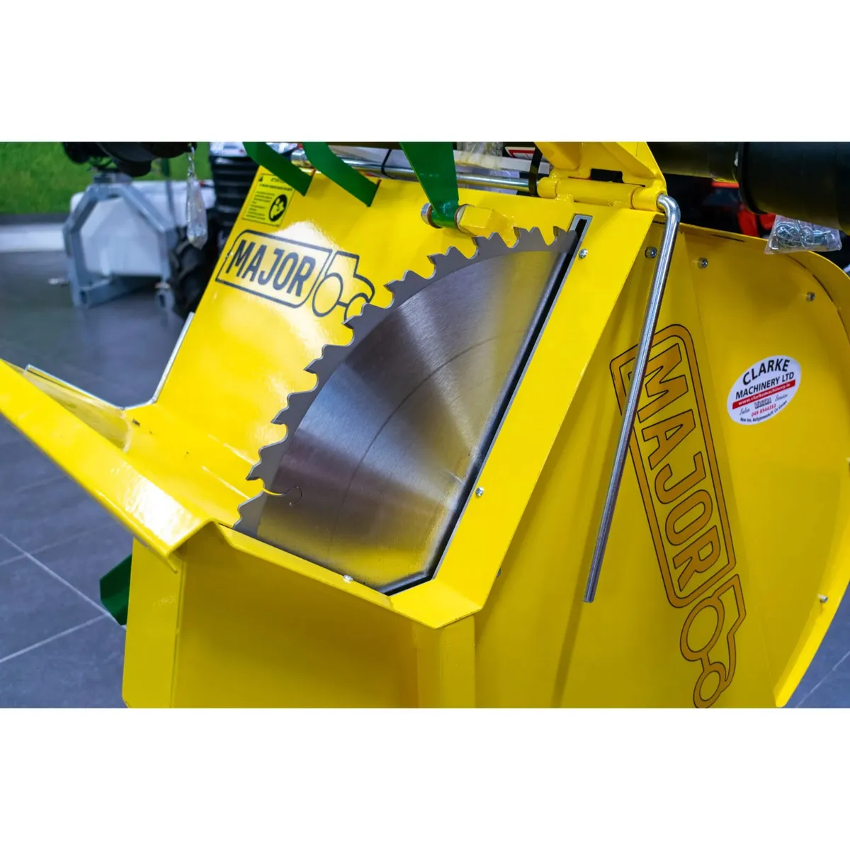 New Major PTO Bench Saw - Image 3