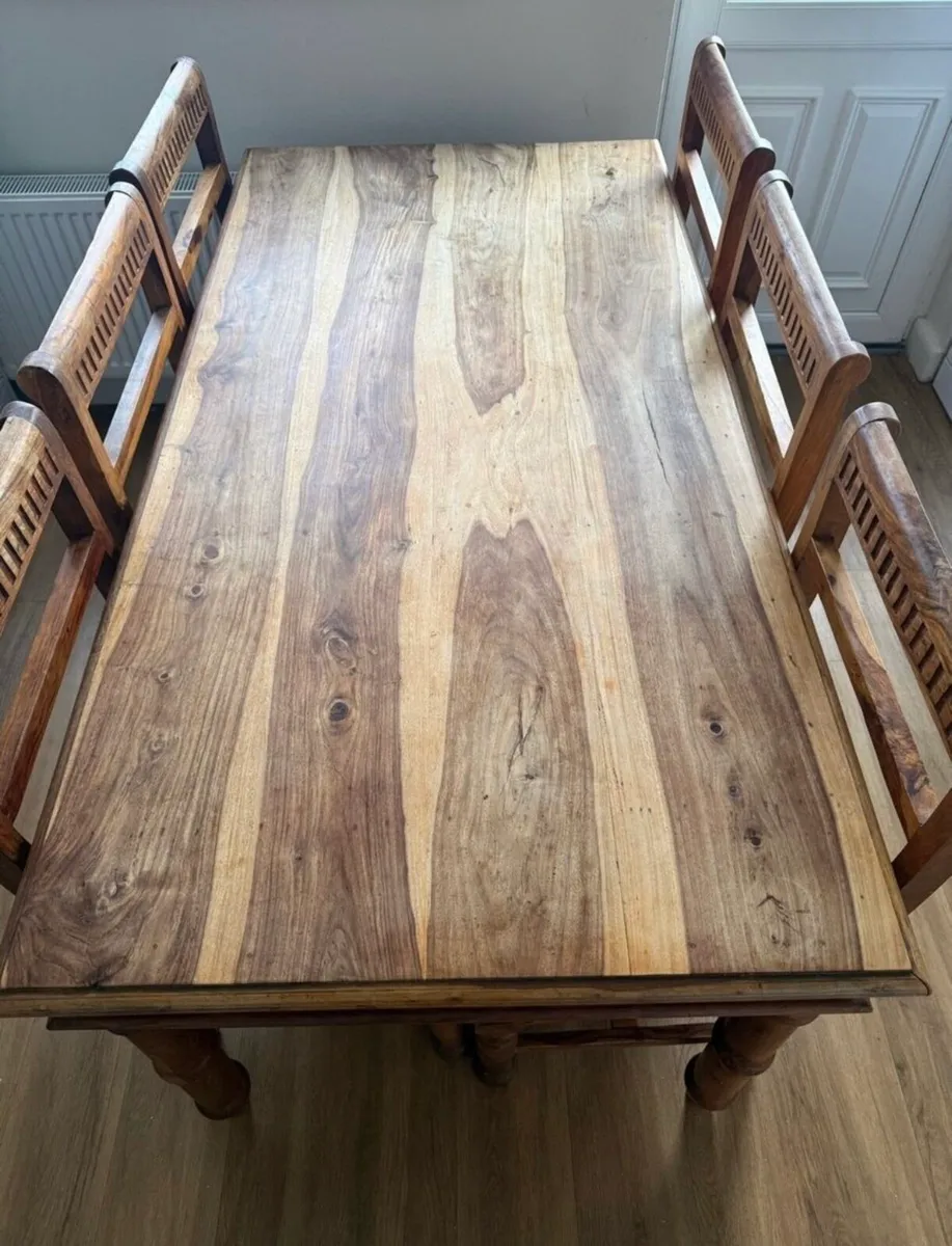 Table and chairs free delivery - Image 1