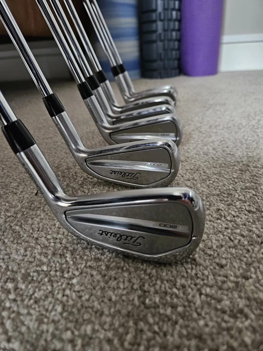Golf clubs - Image 1