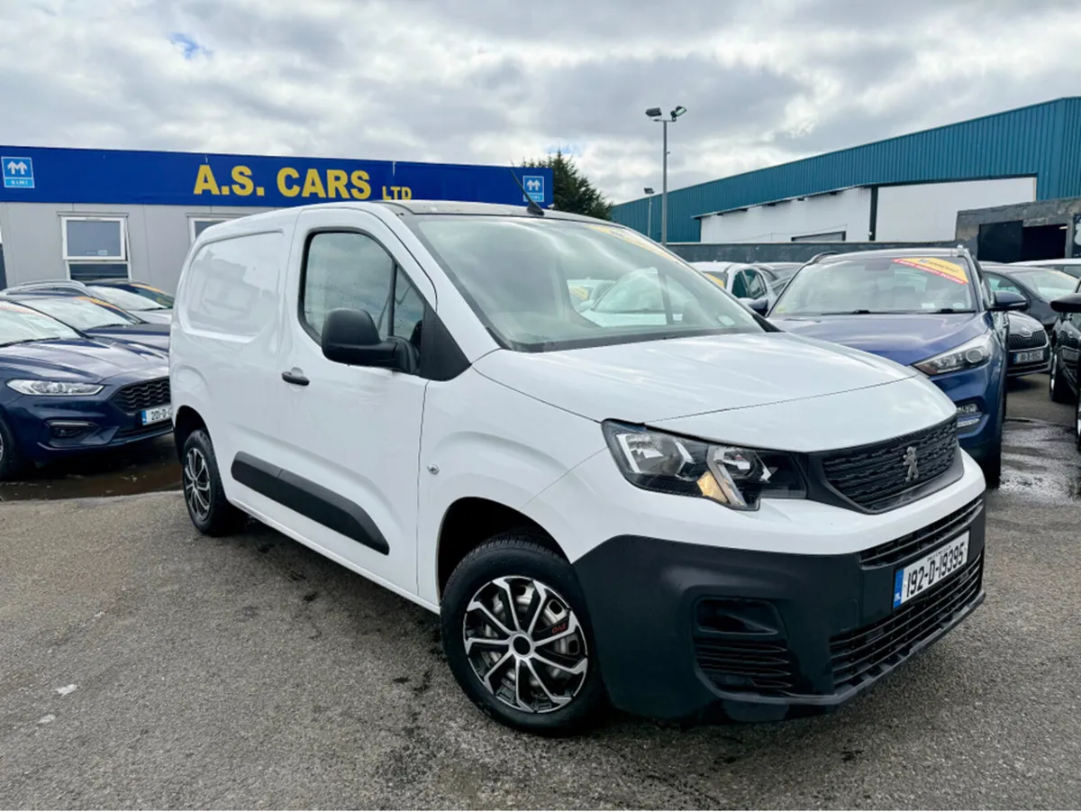 Peugeot Partner ACTIVE 1.6 BLUEHDI 650KG ** 3 SEAT - Image 2
