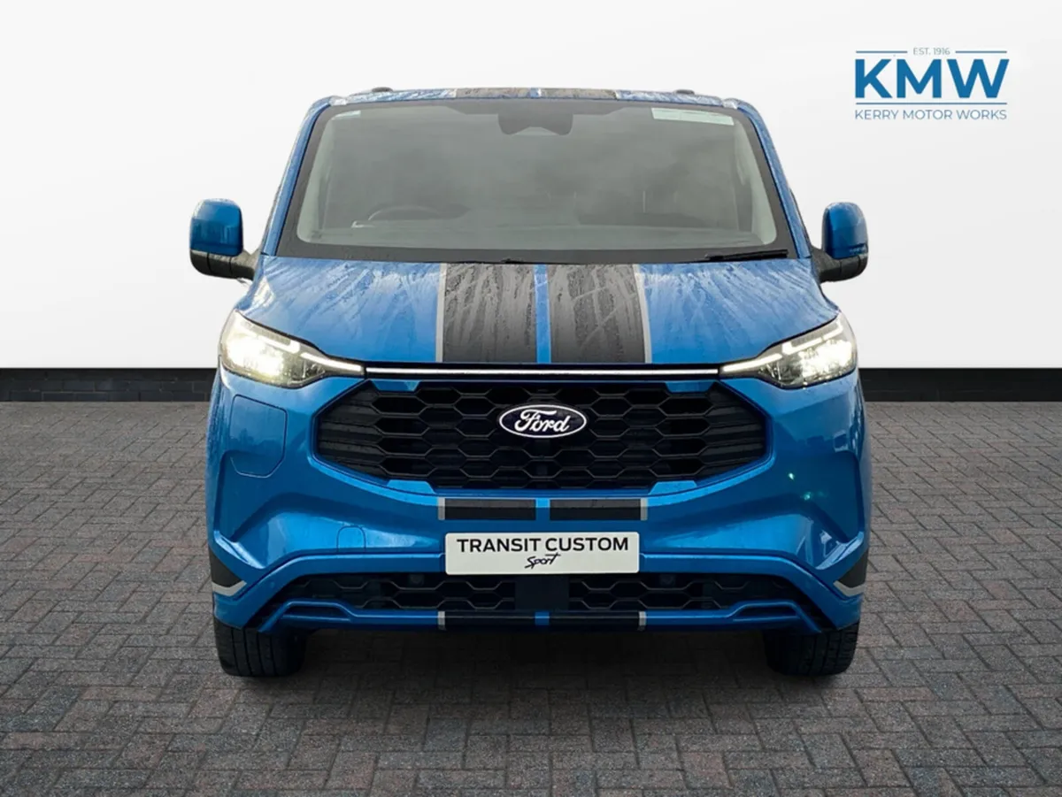 Ford Transit Custom Sport  232BHP PHEV Auto..Huge - Image 3