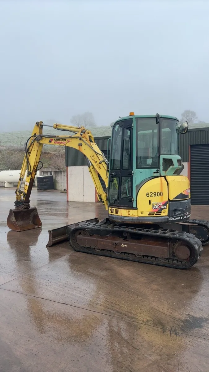 yarmer 5.5 tone digger - Image 3