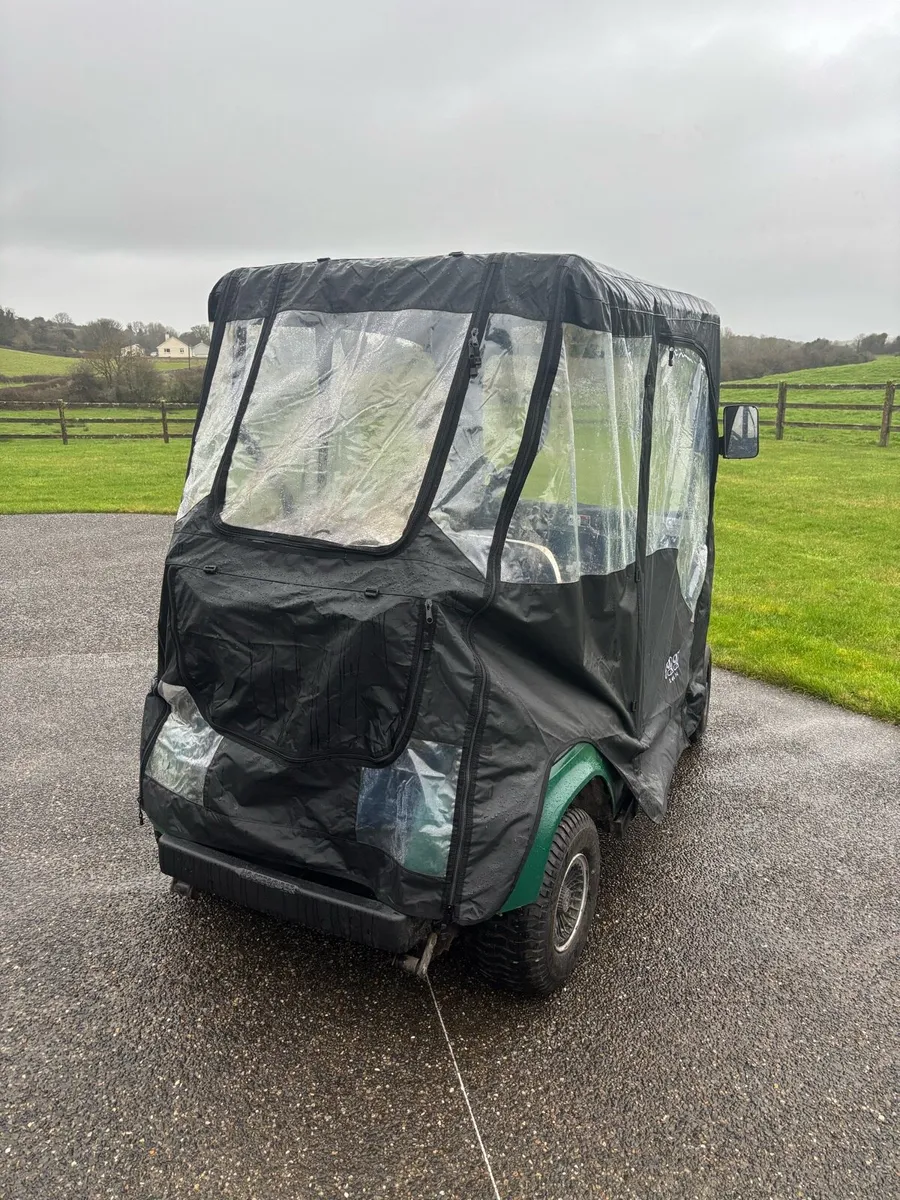 EZGO Golf Buggy - Image 4