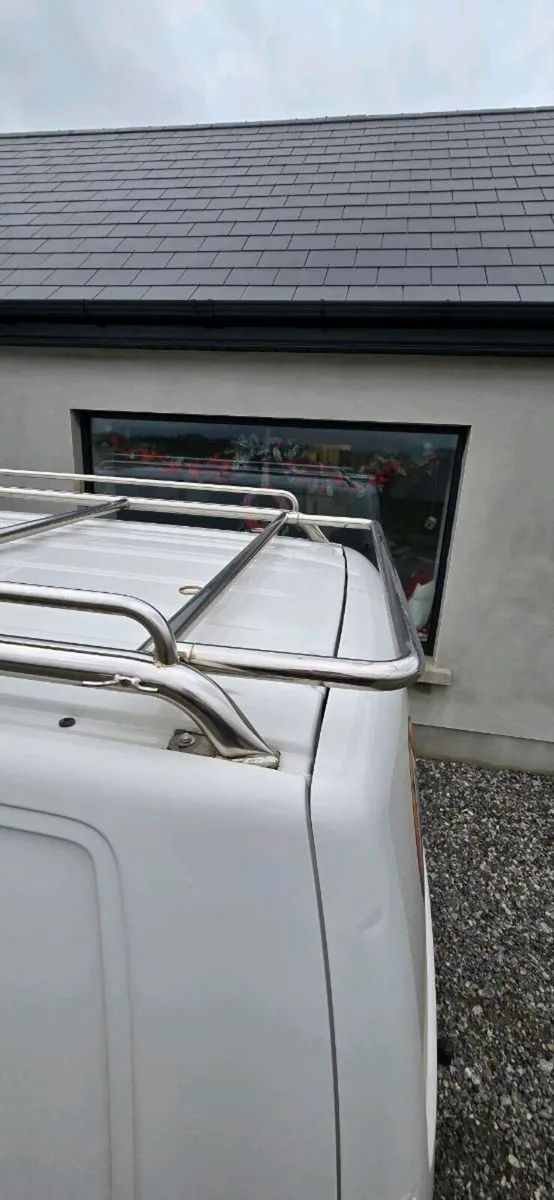 Volkswagen Transporter lwb roof rack - Image 4