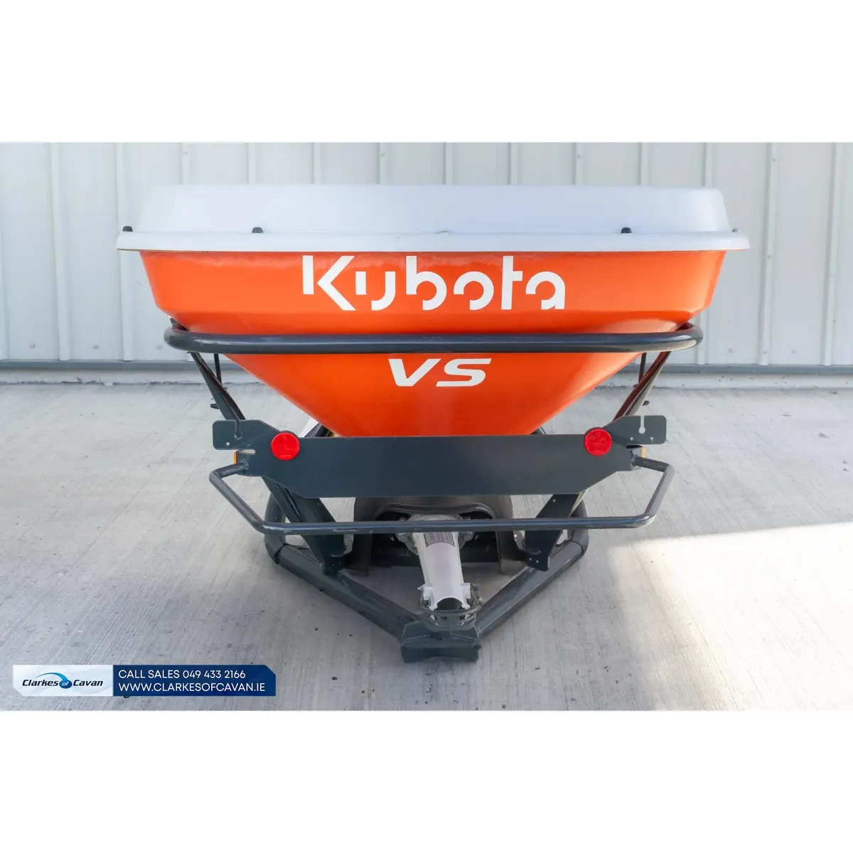 New Kubota VS500 Fertiliser Spreader - Image 3