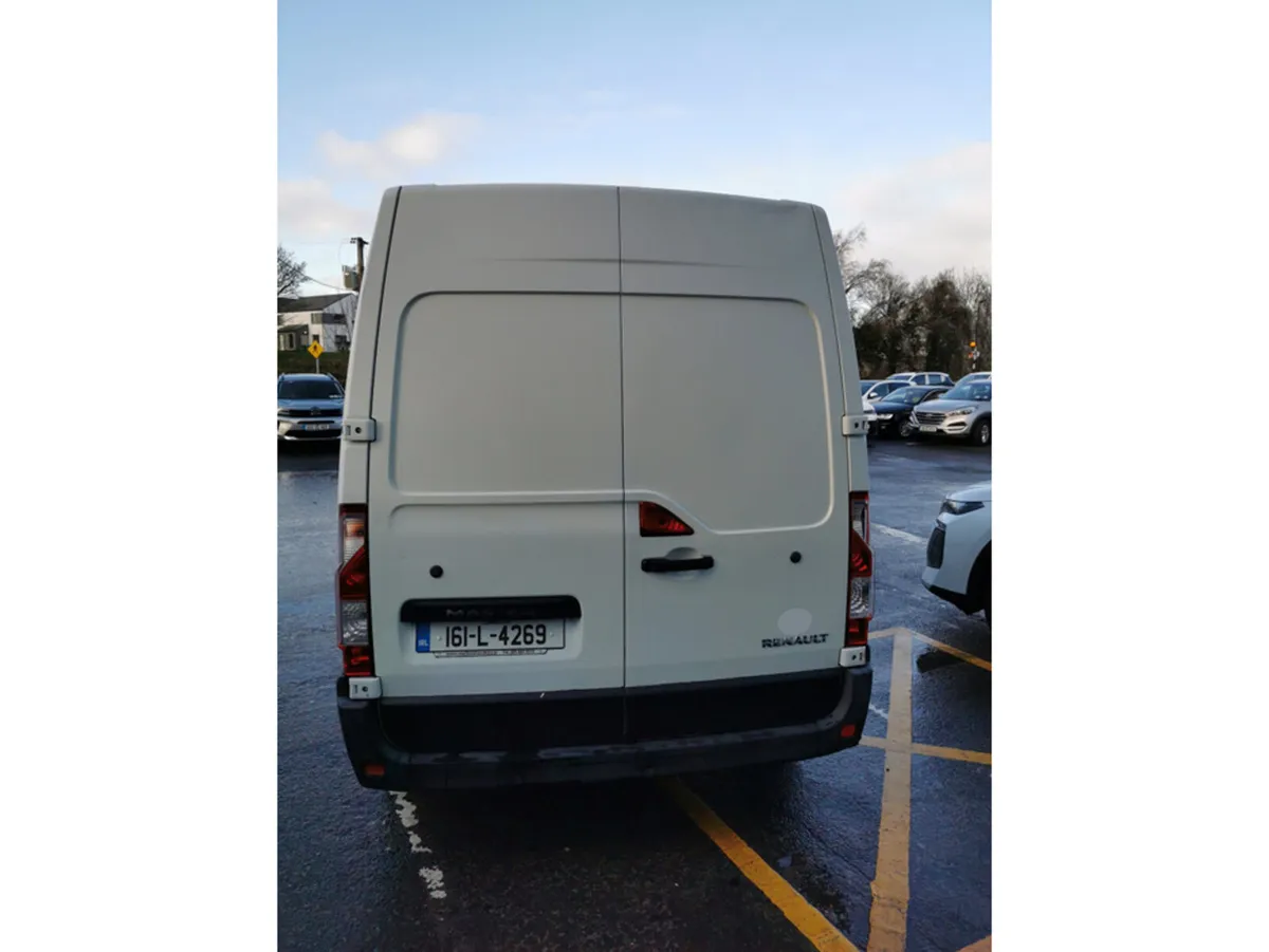 Renault Master III FWD MM35 DCI 125 BUSINE BUSINES - Image 2