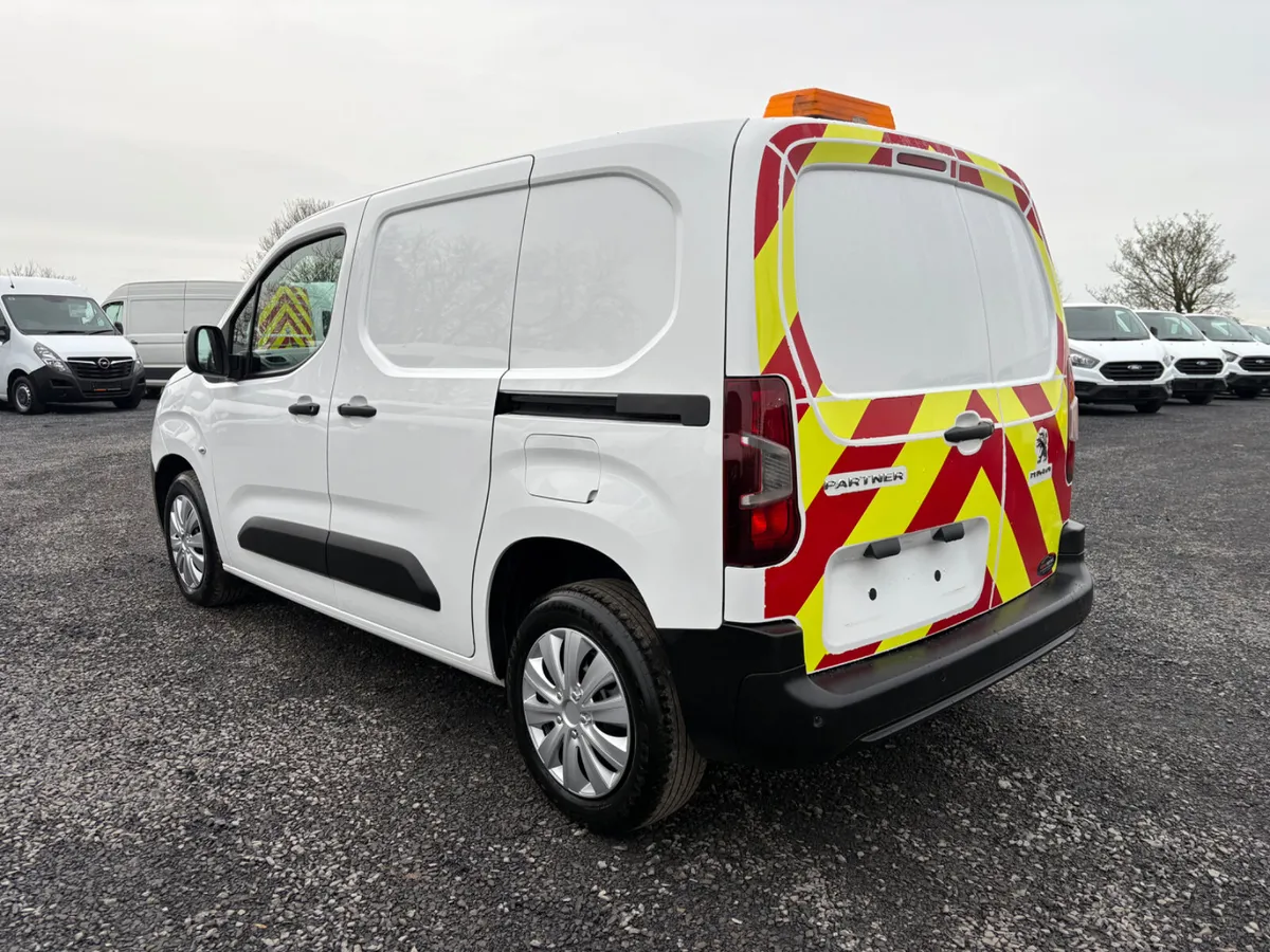 Peugeot Partner - Image 1